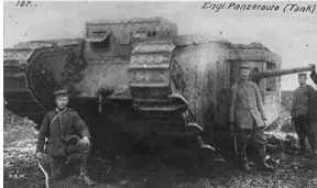 Английский танк Боевые действия 1917 г Октябрьская революцияРусское - фото 410