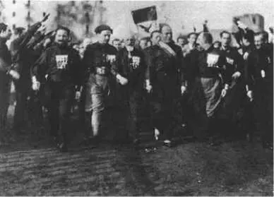 Чернорубашечники в Риме 27 октября 1922 г под покровительством и при - фото 429