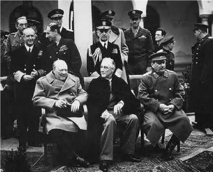 Ялтинская конференция У Черчилль ФД Рузвельт ИВ Сталин 16 апреля 1945 - фото 460