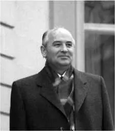 Последний генеральный секретарь ЦК КПСС МС Горбачев 1985 В начале 1986 г - фото 580