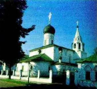 Церковь Дмитрия Солунского в Ярославле 1673 г Деталь декора церкви Ильи - фото 473