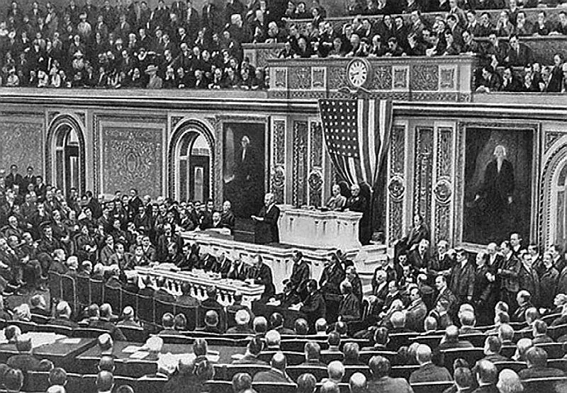 Президент США Вудро Вильсон оглашает в Конгрессе свои 14 пунктов 1918 г - фото 82