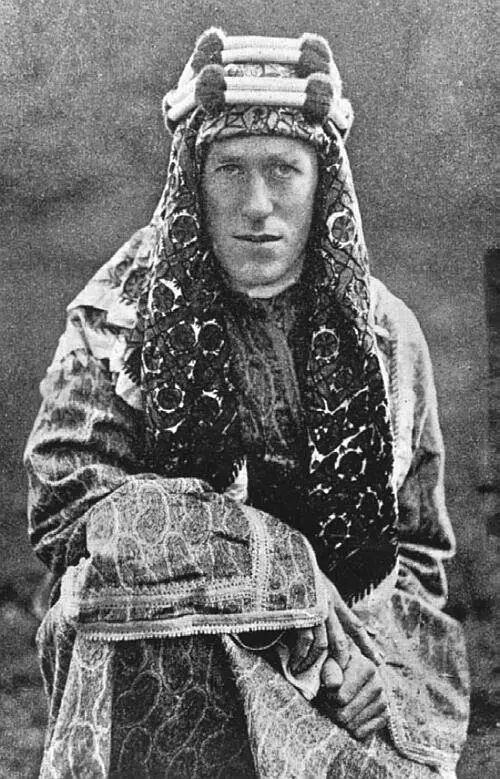 Лоуренс Аравийский 1917 г В 1919 году Лоуренс принял участие в Версальской - фото 86