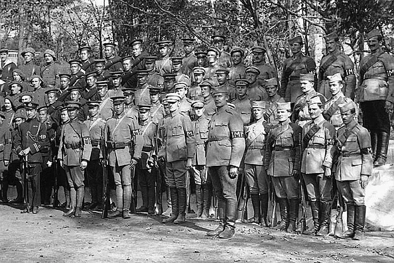 Иностранные интервенты на Дальнем Востоке 1918 г Изза волнений в Англии где - фото 88