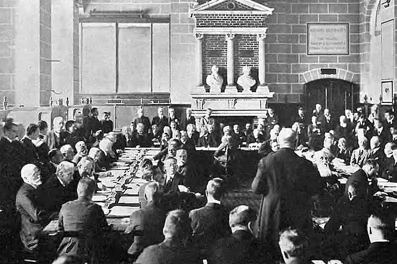 Выступление участника подготовки СенЖерменского мирного договора 1919 г - фото 96