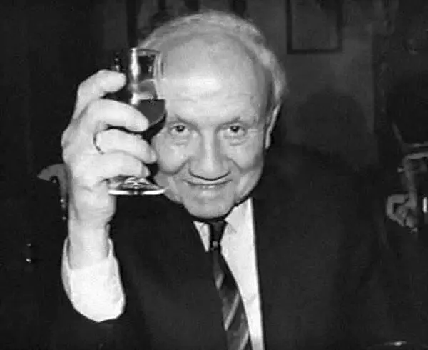 Примечания 1 Но не предугадал что вскоре после второй мировой войны - фото 98