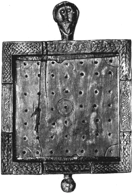 Деревянная доска викингов для игры напоминавшей шашки или шахматы В 1007 году - фото 10