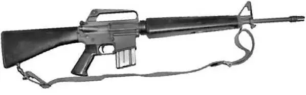 Один из прототипов штурмовой винтовки М16А1Е1 Штурмовая винтовка M16A2 - фото 217