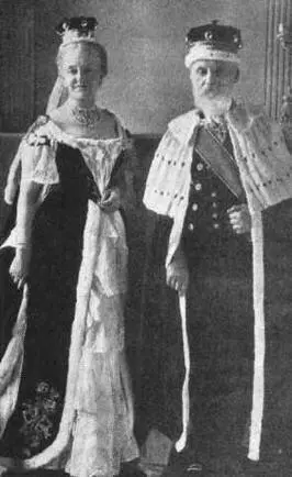 Томсон с супругой в день обретения ученым дворянского титула Фотография 1892 - фото 59