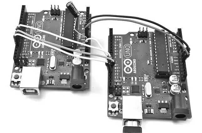 Рис 28Программирование с помощью второй платы Arduino Как обычно выберите - фото 25