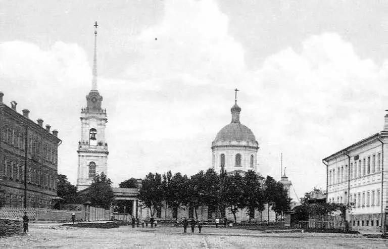 Прихожан в настоящее время числится более 300 мп и такое же количество жп - фото 105