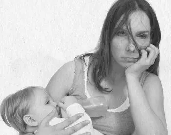 Некоторые женщины больше других склонны к послеродовой депрессии в силу склада - фото 446