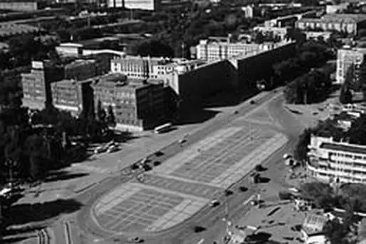 Знаменитый свердловский завод Уралмаш где в 1930е гг под именем Николая - фото 74