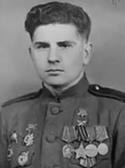 Витольд Михайлович Гинтовт 19221987 советский танкистас - фото 79