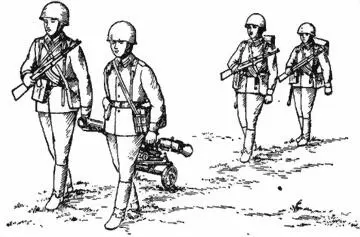 Рис 44Перевозка станкового гранатомета СПГ9ДМ вручную в боевом положении - фото 65