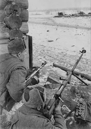 Доброволец Тульского рабочего полка и солдат бронебойщик 1941 год - фото 36