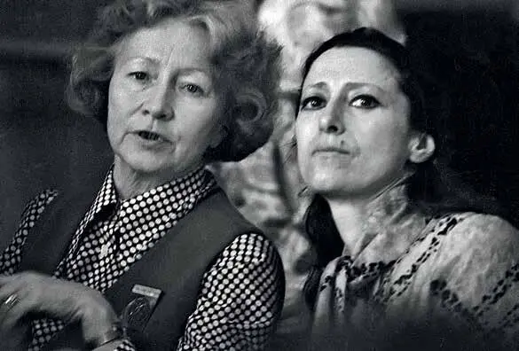 С Галиной Улановой А у вас никогда не было желания стать репетитором - фото 111