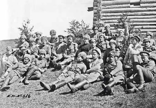 Армия Колчака на отдыхе Сибирь 1919 г Бегство армии Колчака из Сибири - фото 36