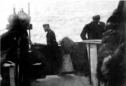 На Забияке в плавании вверху и во время приема гостей Из рапорта командира - фото 130