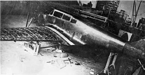 Постройка Э1 в МАИ 9 ноября 1934 г во время заводских испытаний Э1 - фото 188