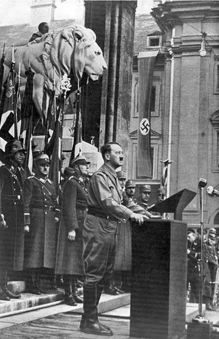 Фашизм с лицом сверхчеловека пришел на погибель народов Адольф Гитлер 1934 - фото 49