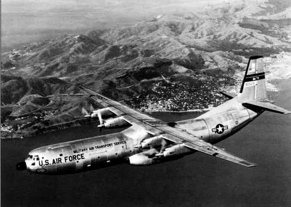 С133В в полете нал СанФранциско 1960 г В 1962 г эскадрильи - фото 84