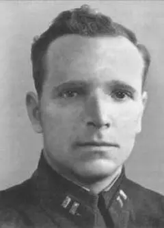 Зам командира 92го ИАП капитан СМ Голубев Начальник штаба 92го ИАП - фото 137