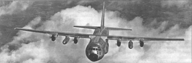 Один из первых С130Е Самолет EC130Q Видны конусыстабилизаторы антенн - фото 30