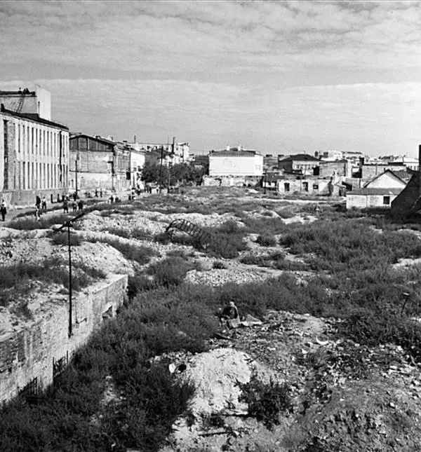 СССР Сталинград 1947 Ближе к вечеру к нам зашел полковник Денченко Он - фото 38
