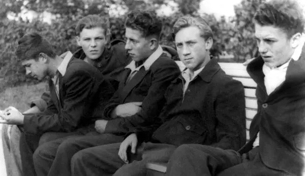 С одноклассниками из школы 186 Москва Большой Каретный переулок 1955 - фото 8