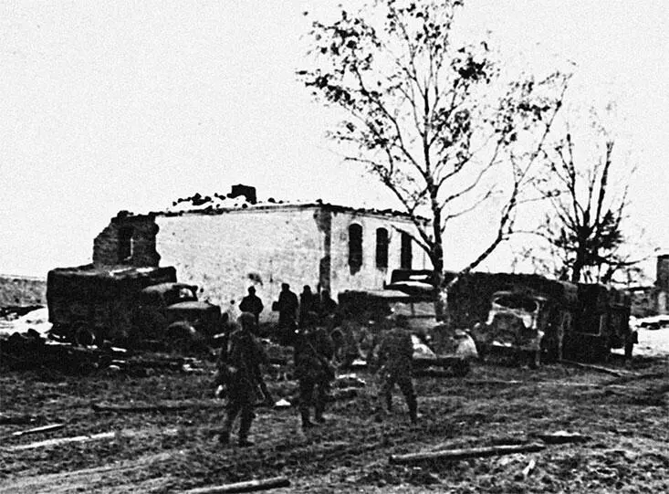 Кирилловщина 21 октября 1941 г Утром 17 октября усиленный 27й пехотный полк - фото 43