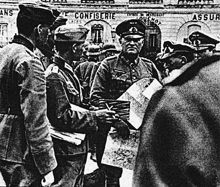 Генерал Гепнер не любил Эйке и не испытывал к нему и его действиям никакого - фото 6