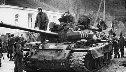 Танк Т55АМ грузинской национальной гвардии Абхазия 13 ноября 1992 года В - фото 83