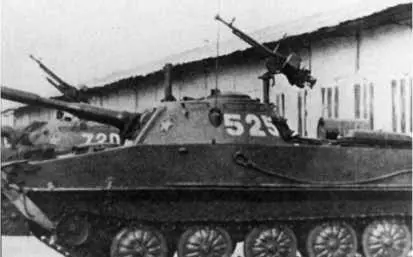 Плавающий танк ПТ76 Вьетнамской народной армии Взвод плавающих китайских - фото 108