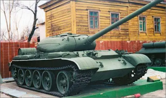 Средние танки Т541 и Т543 в экспозициях музея Дальневосточного военного - фото 273