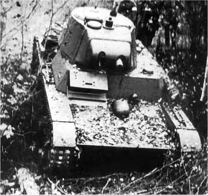 Огнеметный танк XT133 на осенних маневрах Киевского Особого военного округа - фото 120