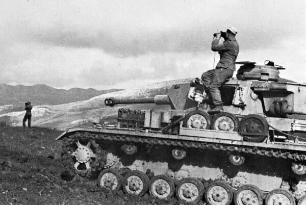 PzIV AusfG 10я танковая дивизия Тунис 1943 год PzIV AusfG на - фото 83