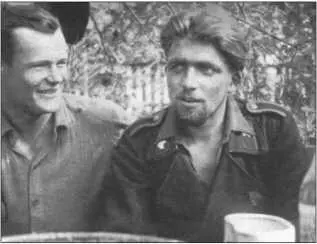 Ханс Фендезак слева на фотографии и Курт Книспель были хорошими друзьями Оба - фото 275