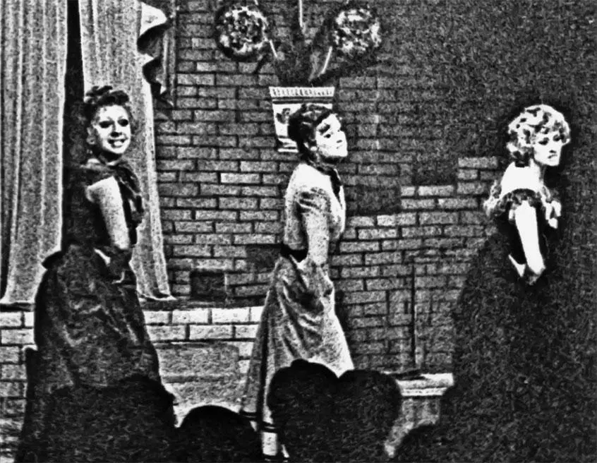 Сцена из мюзикла Марина Голуб Анастасия Иванова Ольга Шлыкова Дипломный - фото 50