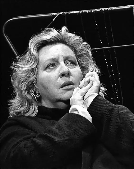 Спектакль Гамлет Гертруда Марина Голуб Спектакль Трёхгрошовая опера - фото 77