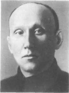 В октябре 1921 г бывший рижский литейщик был избран председателем ЦК союза - фото 89