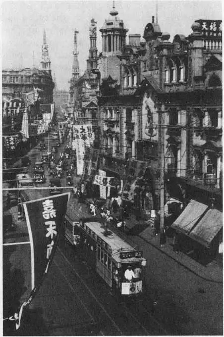 Шанхай Главная улица Нанкин роуд 20е годы XX века Шанхайские вольности - фото 6