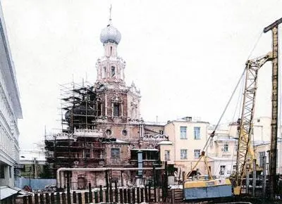 В процессе реставрационных работ 2006 год Разбирается поздняя надстройка - фото 83