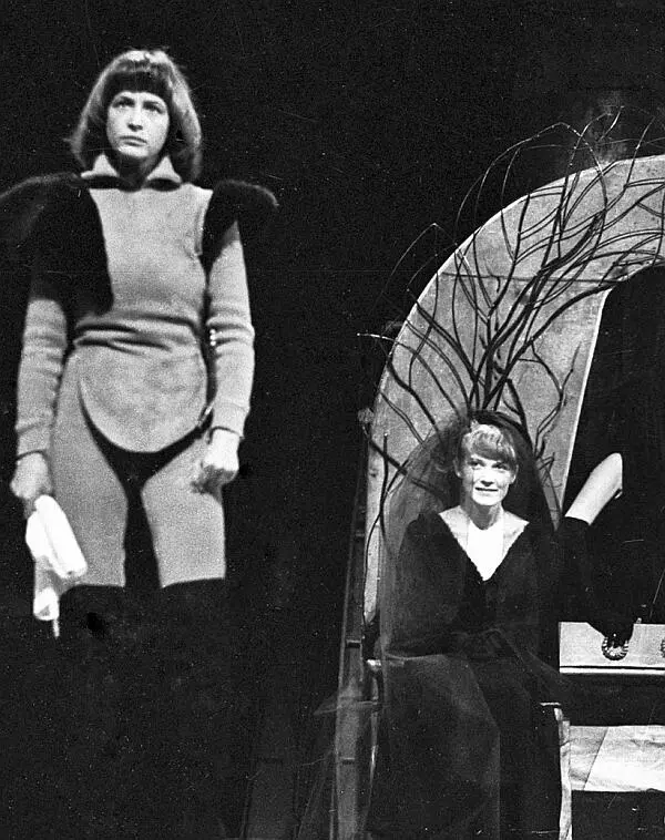Двенадцатая ночь Марина Неелова Виола 1975 Двенадцатая ночь Андрей - фото 20
