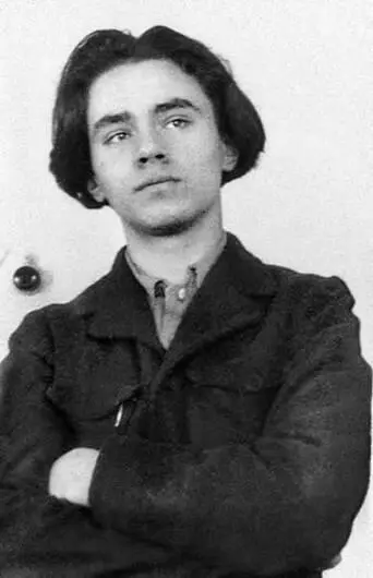 Михаил Белецкий на 1м курсе 1952 Мемориал Все произошло между Малой - фото 30