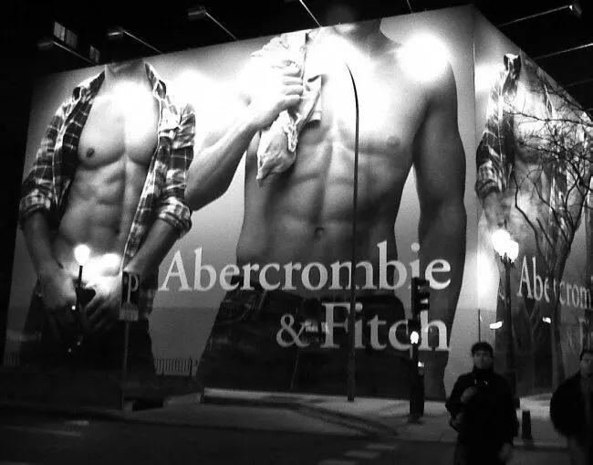 Рис 14 Abercrombie Fitch демонстрирует виртуозное мастерство использования - фото 15