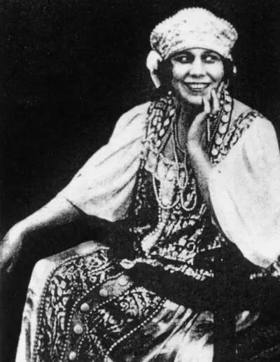Надежда Плевицкая 1910е В золотой период дружбы с Клюевым Есенин был готов - фото 66