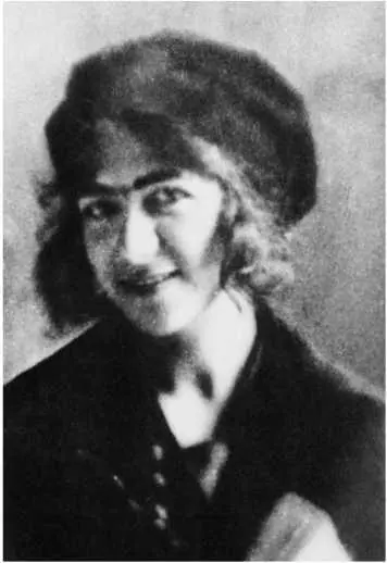 Галина Бениславская 1920е Но не только этим буйством покорял аудиторию - фото 115