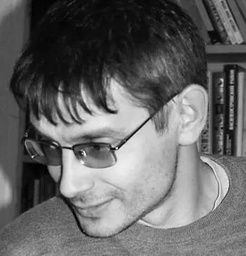 Михаил Игоревич Свердлов критик и литературовед Родился в 1966 году В 1990 - фото 229