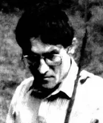 Родился в 1957 г Окончил исторический фт МГУ канд ист наук работает науч - фото 68